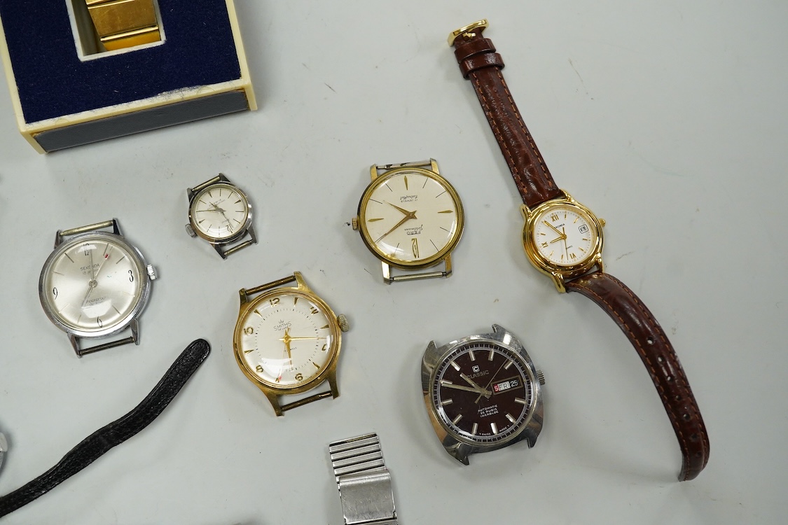 A collection of mostly gentleman’s wristwatches to include a stainless steel Tressa automatic calendar wristwatch, another Tressa wristwatch, Xernus quartz Digital display wristwatch, Timex quartz with digital display et